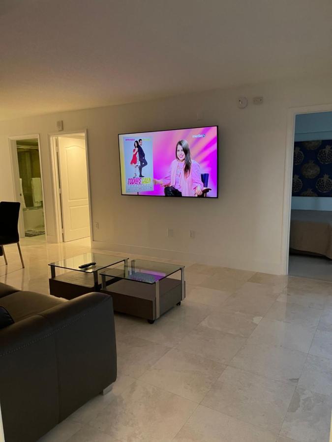 Apartamento Downtown Brickell Bay & Pool View 4 Bedrooms *