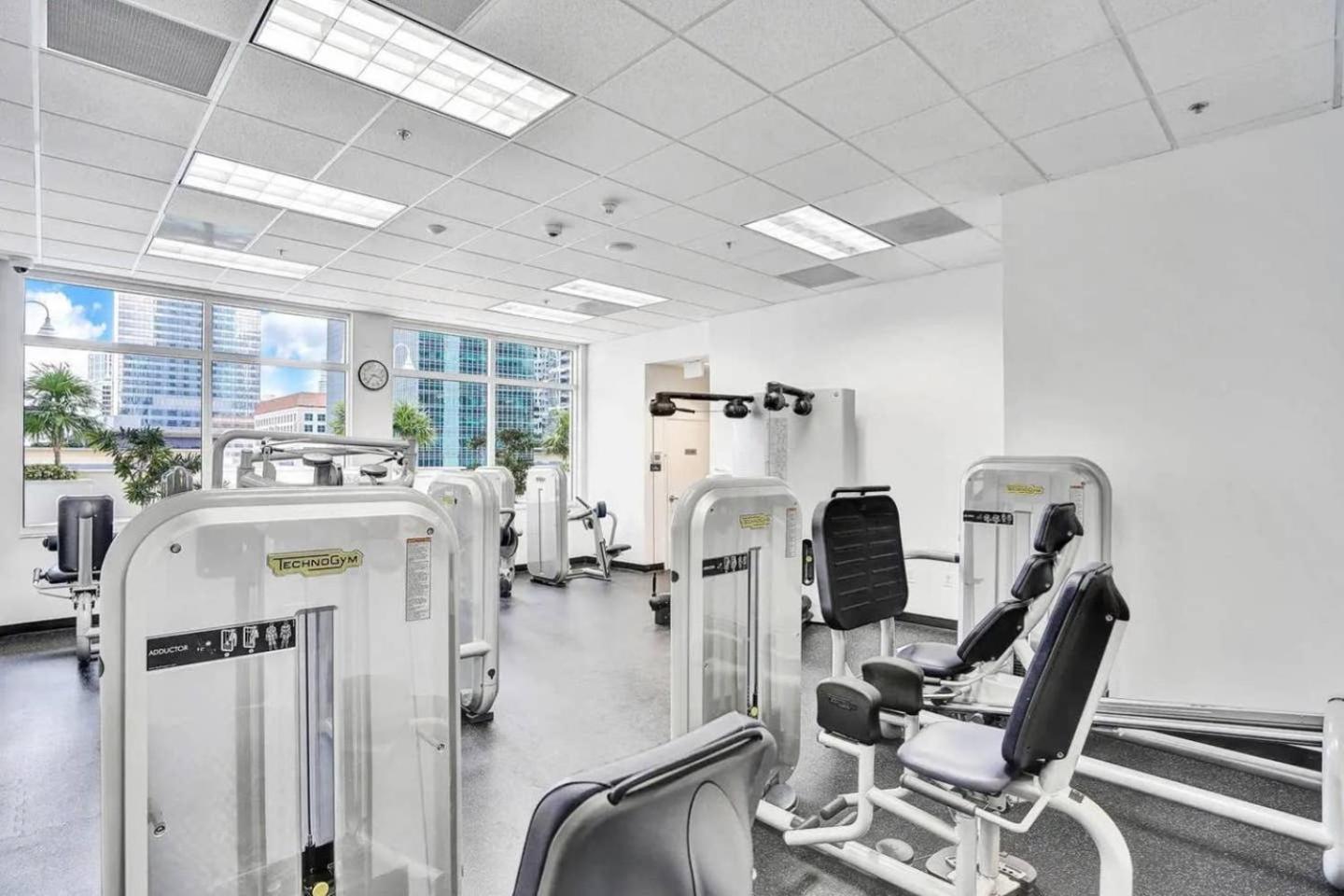 Apartamento Downtown Brickell Bay & Pool View 4 Bedrooms *